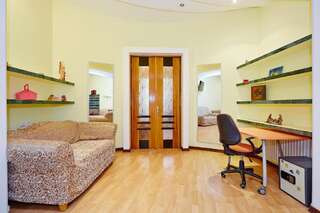 Апартаменты Apartment Deribasovskaya with jacuzzi Одесса Улучшенные апартаменты-34