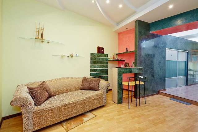 Апартаменты Apartment Deribasovskaya with jacuzzi Одесса-40