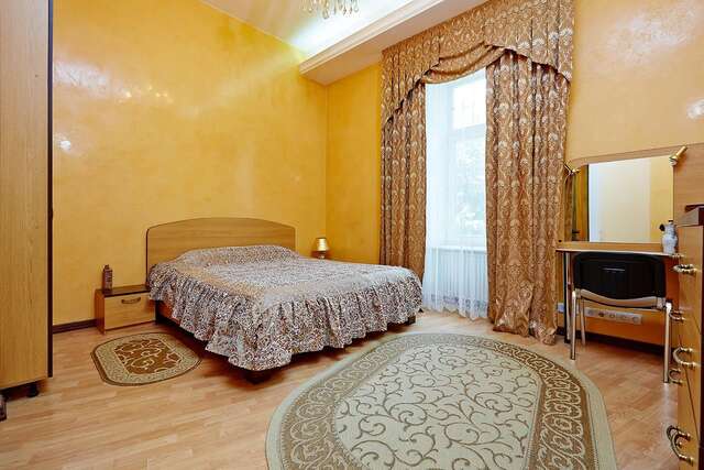 Апартаменты Apartment Deribasovskaya with jacuzzi Одесса-8